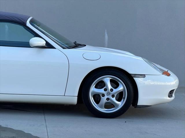 2000 Porsche Boxster Standard