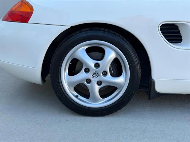 2000 Porsche Boxster Standard
