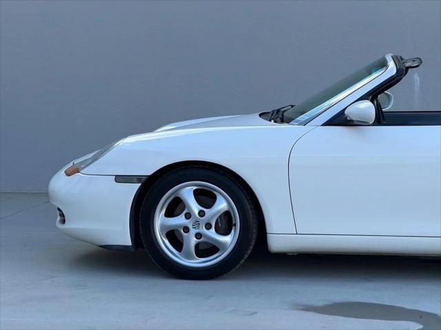 2000 Porsche Boxster Standard