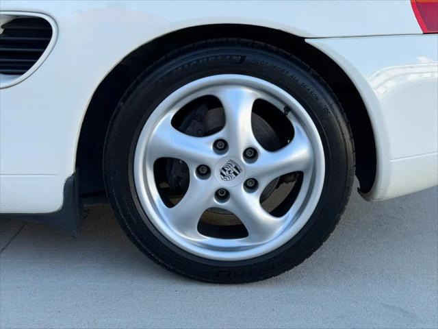 2000 Porsche Boxster Standard