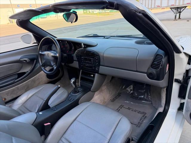 2000 Porsche Boxster Standard