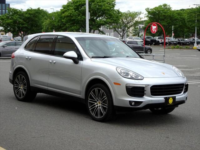 2017 Porsche Cayenne Platinum Edition