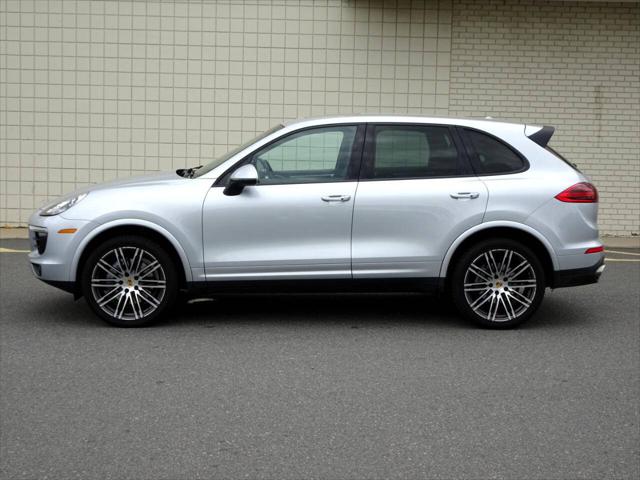 2017 Porsche Cayenne Platinum Edition