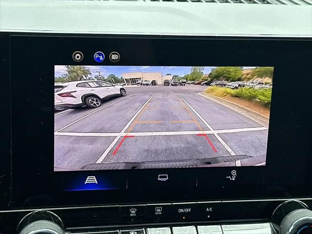 2023 Chevrolet Colorado 4WD Crew Cab Short Box Trail Boss