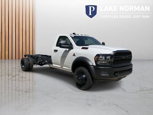 2024 RAM Ram 5500 Chassis Cab RAM 5500 TRADESMAN CHASSIS REGULAR CAB 4X2 108 CA