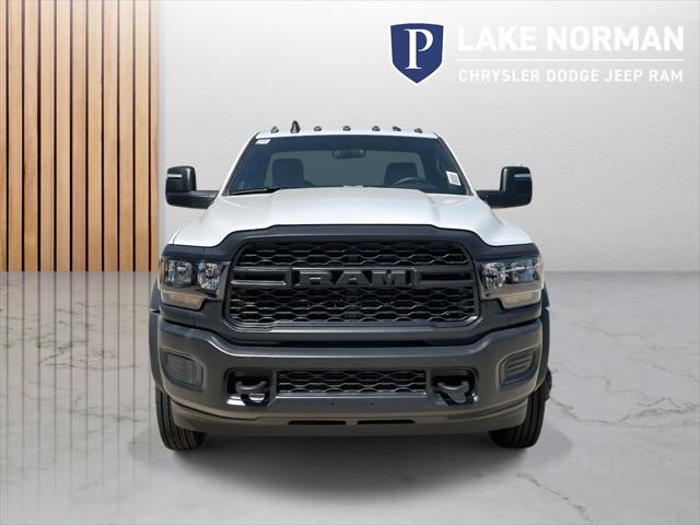 2024 RAM Ram 5500 Chassis Cab RAM 5500 TRADESMAN CHASSIS REGULAR CAB 4X2 108 CA