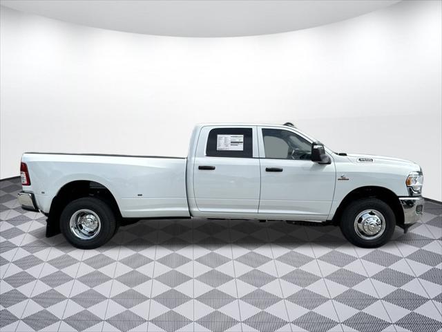 2024 RAM Ram 3500 RAM 3500 TRADESMAN CREW CAB 4X2 8 BOX