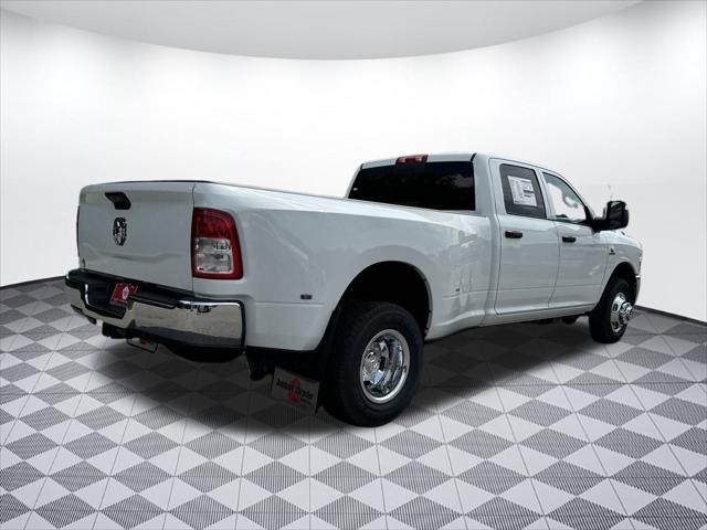 2024 RAM Ram 3500 RAM 3500 TRADESMAN CREW CAB 4X2 8 BOX