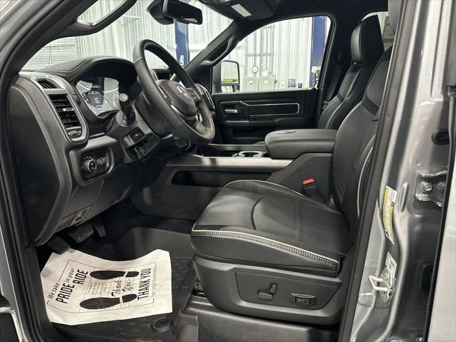 2024 RAM Ram 3500 RAM 3500 LARAMIE CREW CAB 4X4 64 BOX