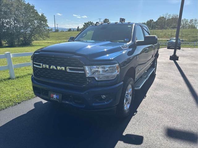 2022 RAM 2500 Big Horn Crew Cab 4x4 64 Box 2022 RAM 2500 Big Horn Crew Cab 4x4 64 Box
