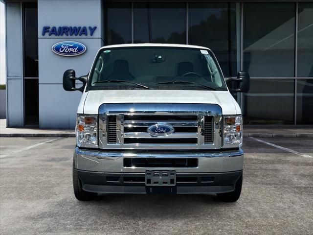 2025 Ford E-350 Cutaway Base