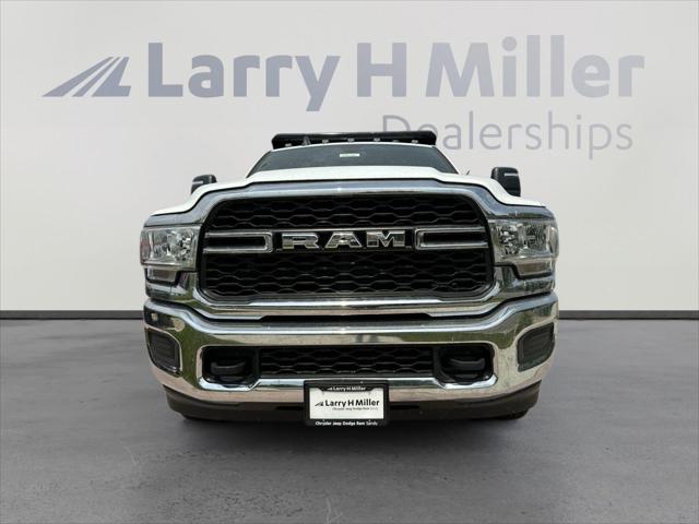 2024 RAM Ram 3500 Chassis Cab RAM 3500 TRADESMAN CHASSIS REGULAR CAB 4X4 84 CA
