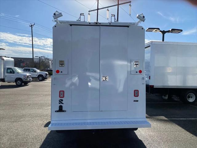 2025 Ford E-350 Cutaway E-Series Cutaway