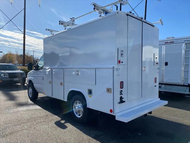 2025 Ford E-350 Cutaway E-Series Cutaway