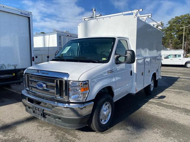 2025 Ford E-350 Cutaway E-Series Cutaway