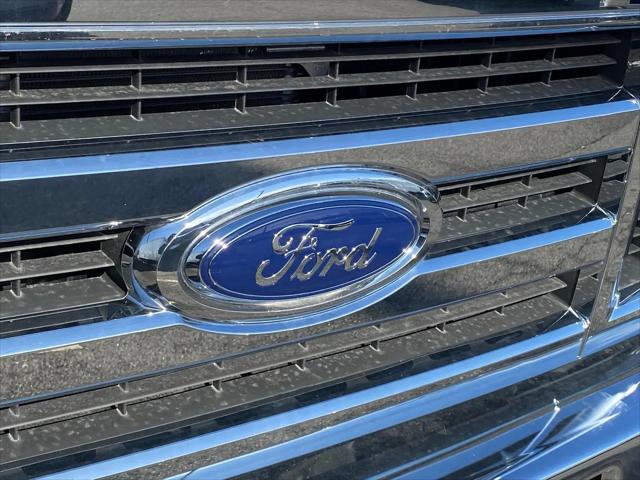 2025 Ford E-350 Cutaway E-Series Cutaway