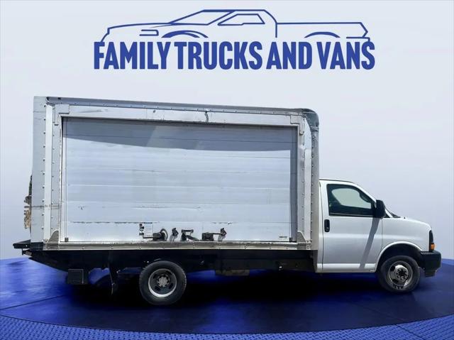 2017 Chevrolet Express Cutaway 4500 Series