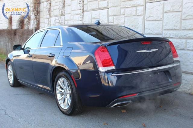 2017 Chrysler 300 Limited