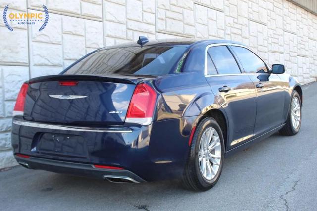 2017 Chrysler 300 Limited
