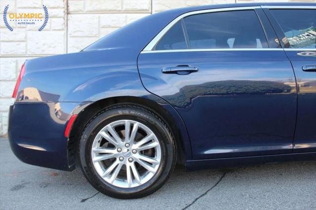 2017 Chrysler 300 Limited