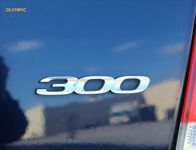 2017 Chrysler 300 Limited