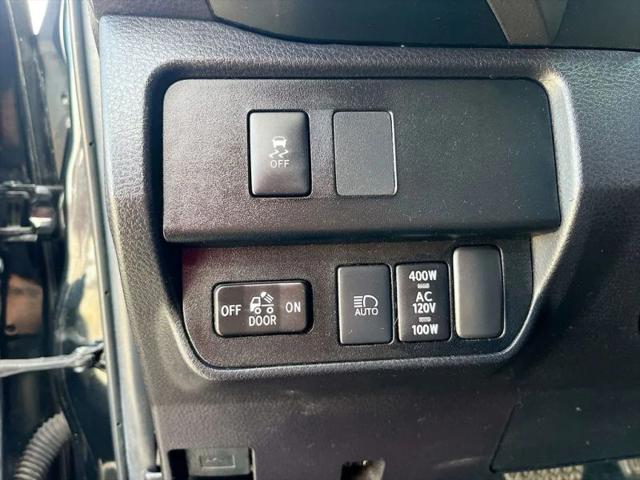 2022 Toyota Tacoma SR V6