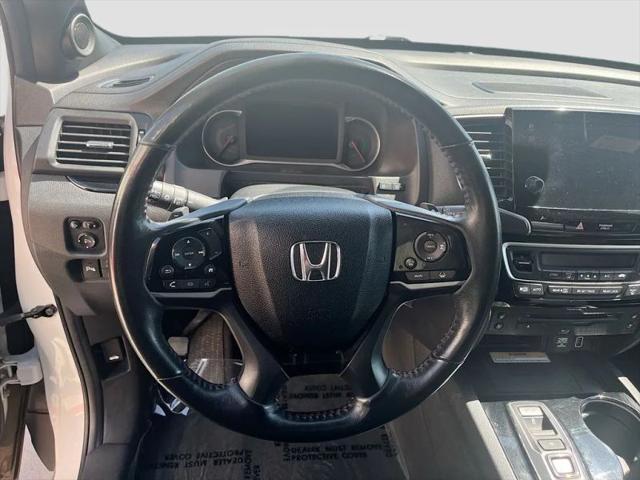 2022 Honda Pilot AWD Black Edition