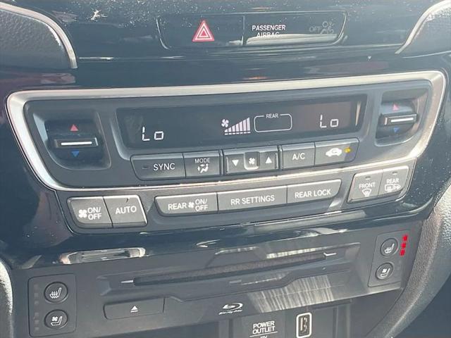 2022 Honda Pilot AWD Black Edition
