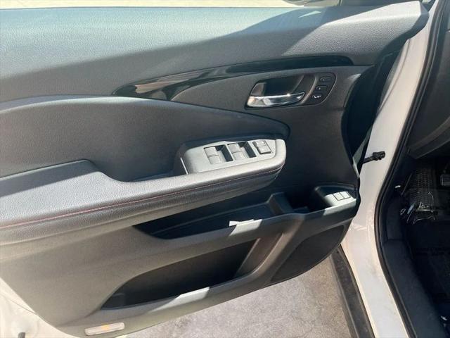 2022 Honda Pilot AWD Black Edition