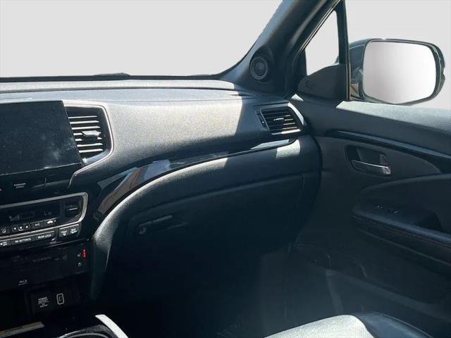 2022 Honda Pilot AWD Black Edition