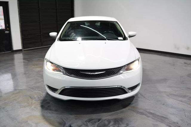 2017 Chrysler 200 Limited Platinum