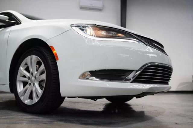 2017 Chrysler 200 Limited Platinum