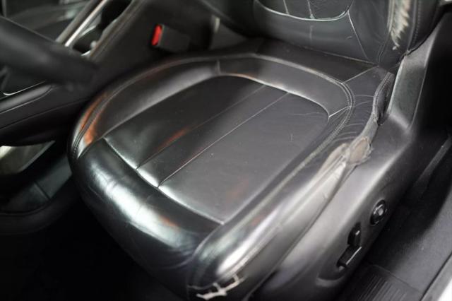 2017 Chrysler 200 Limited Platinum