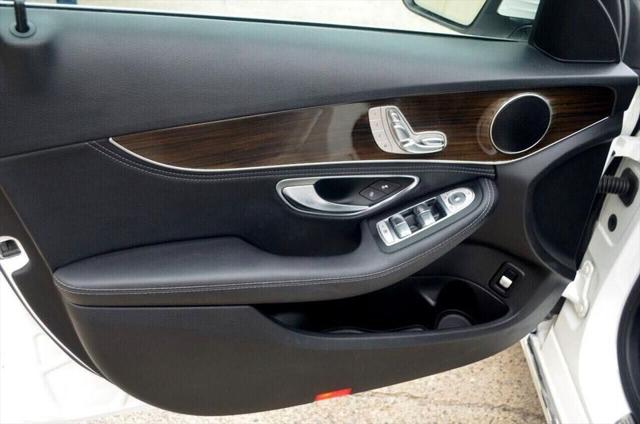 2015 Mercedes-Benz C-CLASS C 300 C 300 Sedan 4D