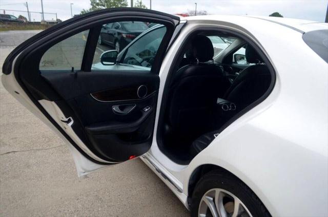 2015 Mercedes-Benz C-CLASS C 300 C 300 Sedan 4D