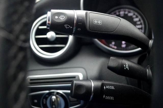 2015 Mercedes-Benz C-CLASS C 300 C 300 Sedan 4D