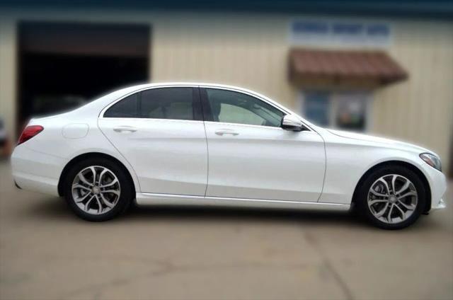 2015 Mercedes-Benz C-CLASS C 300 C 300 Sedan 4D