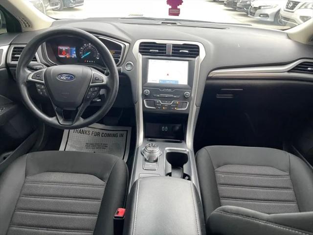 2020 Ford Fusion SE