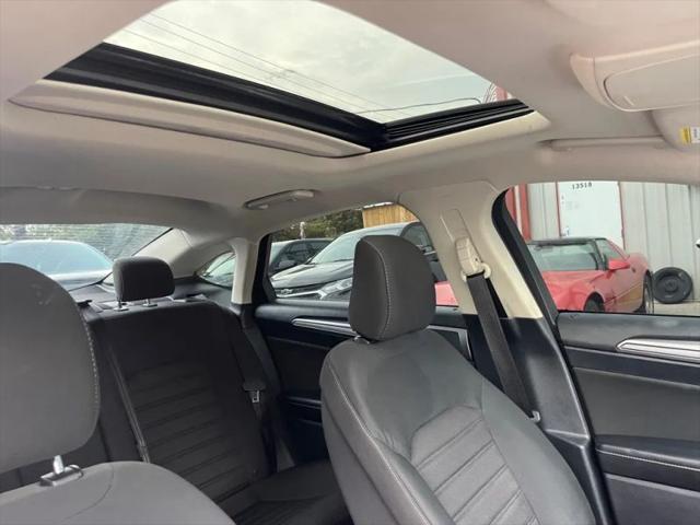 2020 Ford Fusion SE
