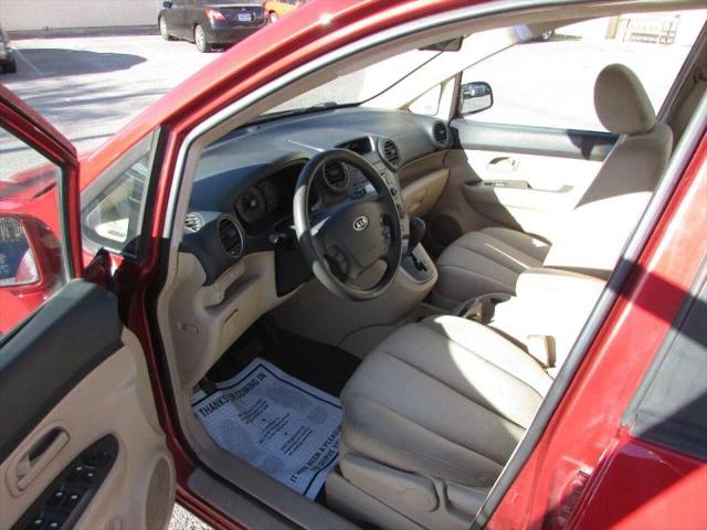 2007 Kia Rondo LX