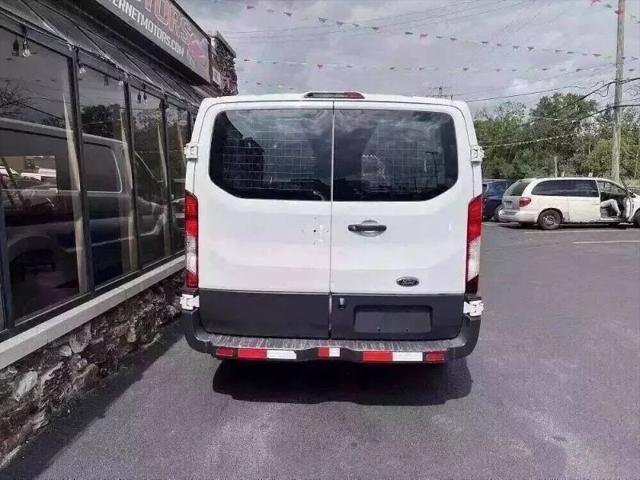 2016 Ford Transit Low Roof w/Sliding Side Door w/RWB Van 3D
