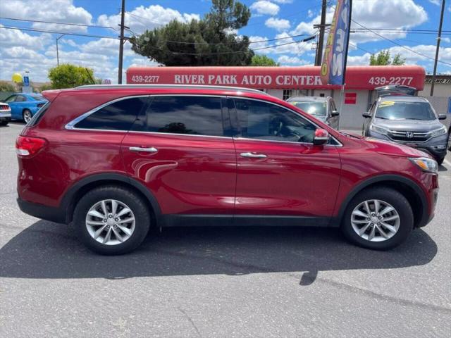 2016 Kia Sorento 2.4L LX