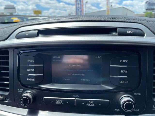 2016 Kia Sorento 2.4L LX