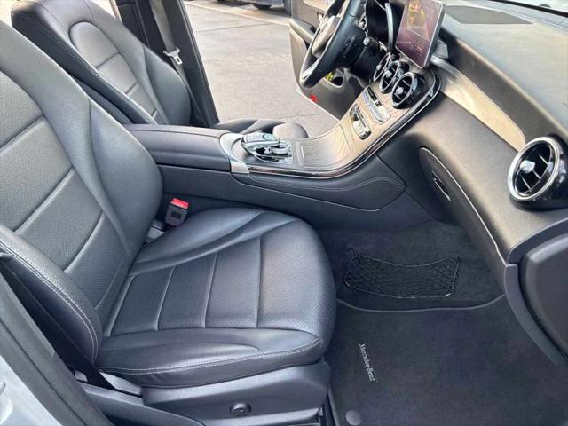 2019 Mercedes-Benz GLC GLC 300 Sport Utility 4D