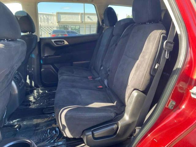 2015 Nissan Pathfinder SV