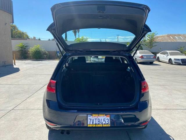 2017 Volkswagen Golf TSI S 4-Door