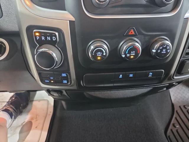 2020 Ram 1500 SLT Quad Cab 4x4 6'4" Box