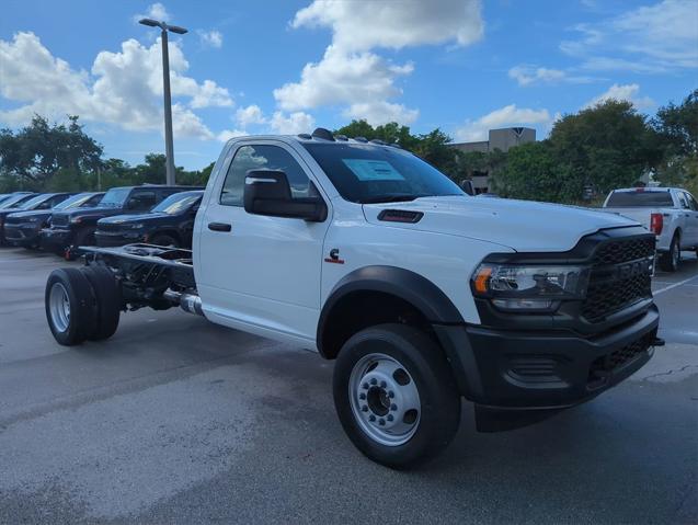 2024 RAM Ram 5500 Chassis Cab RAM 5500 TRADESMAN CHASSIS REGULAR CAB 4X2 84 CA