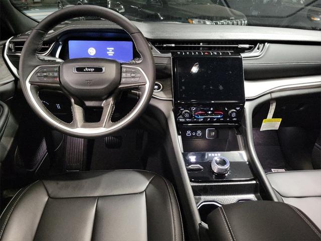 2024 Jeep Grand Cherokee GRAND CHEROKEE LIMITED 4X4