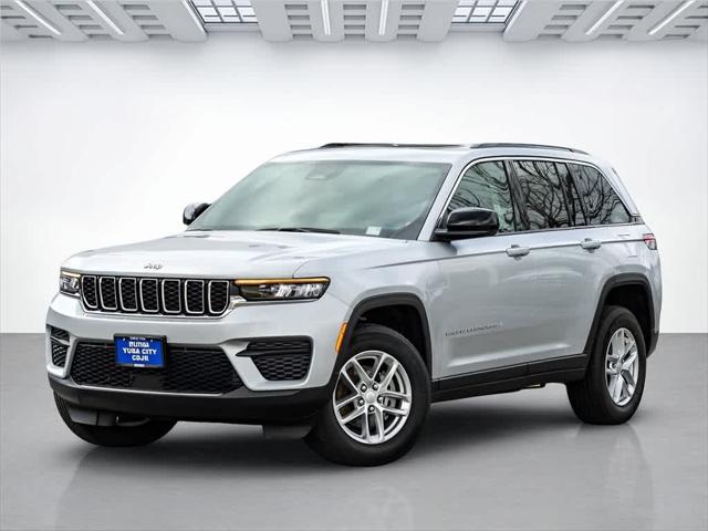 2024 Jeep Grand Cherokee GRAND CHEROKEE LAREDO X 4X4